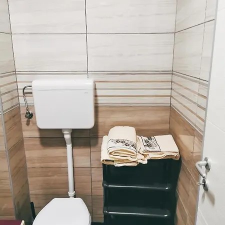 Cozy Corner - Free Parking & Wi-fi * Ćuprija