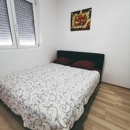Cozy Corner - Free Parking & Wi-fi *