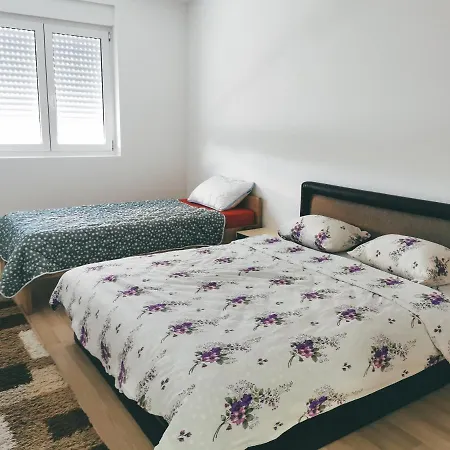 Cozy Corner - Free Parking & Wi-fi *