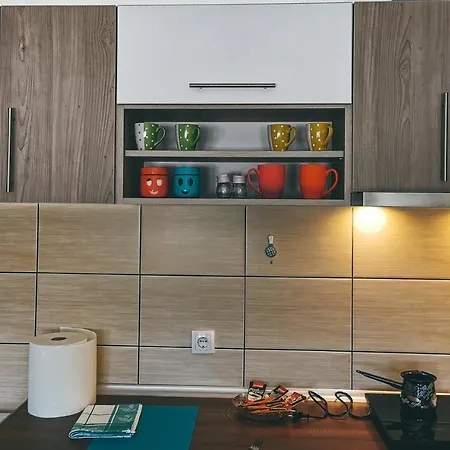 Cozy Corner - Free Parking & Wi-fi Appartamento *