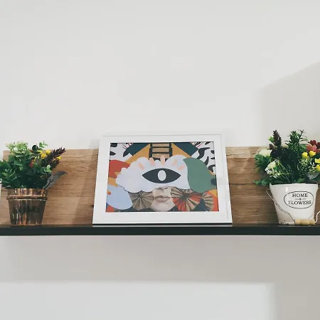 Cozy Corner - Free Parking & Wi-fi