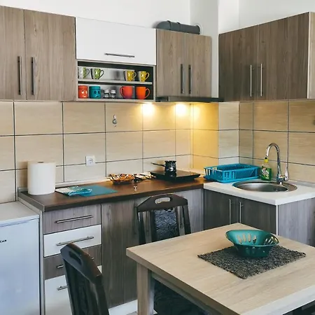 Appartamento Cozy Corner - Free Parking & Wi-fi *