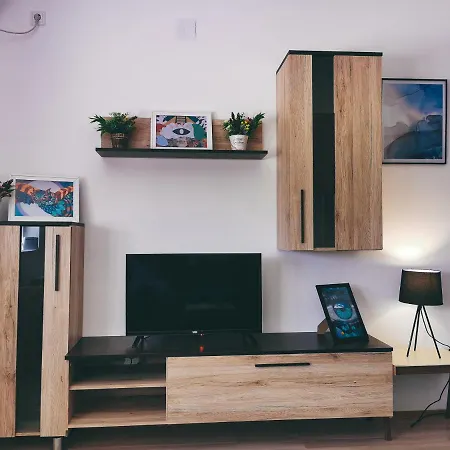 Cozy Corner - Free Parking & Wi-fi