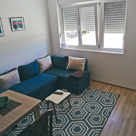 Cozy Corner - Free Parking & Wi-fi * Ćuprija