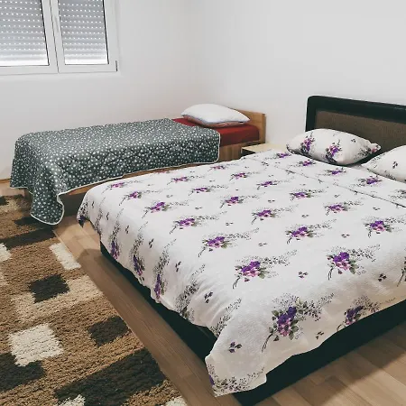 Cozy Corner - Free Parking & Wi-fi * Ćuprija