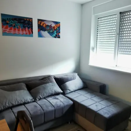 Cozy Corner - Free Parking & Wi-fi * Ćuprija