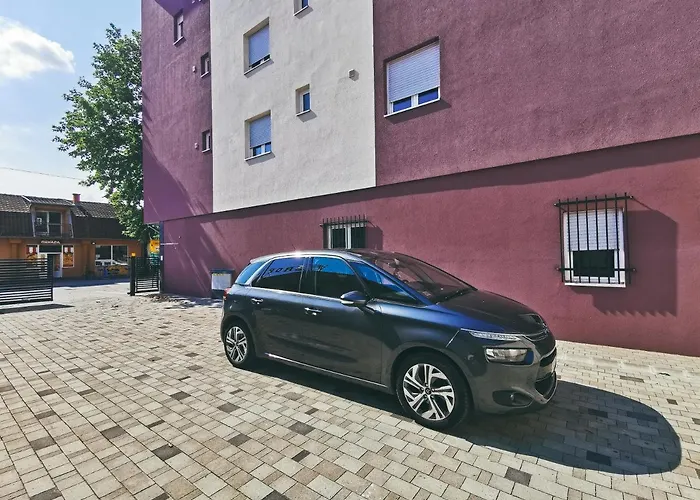 شقة Cozy Corner - Free Parking & Wi-fi *