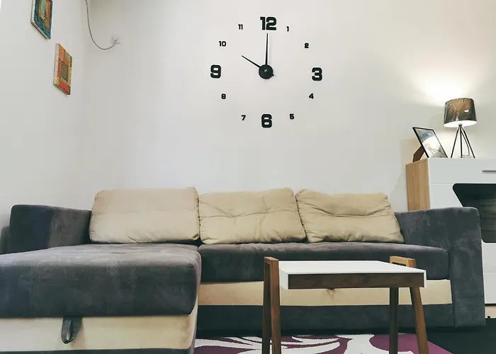 Cozy Corner - Free Parking & Wi-fi شقة Ćuprija