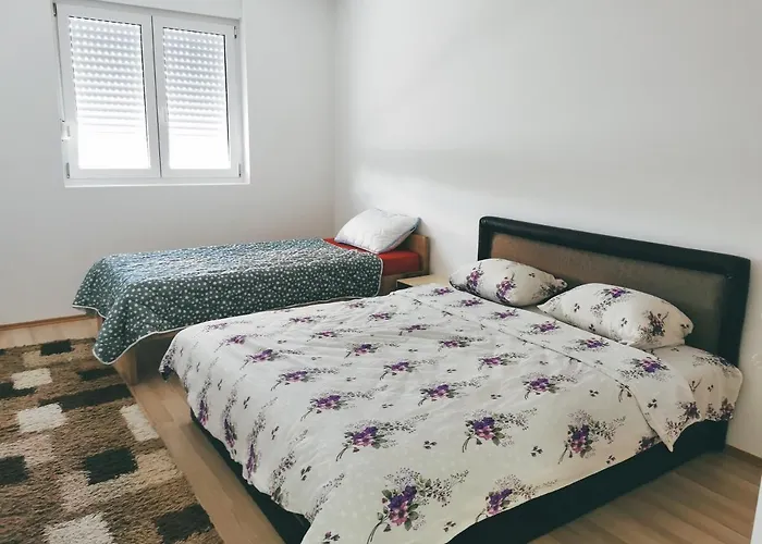 Cozy Corner - Free Parking & Wi-fi *