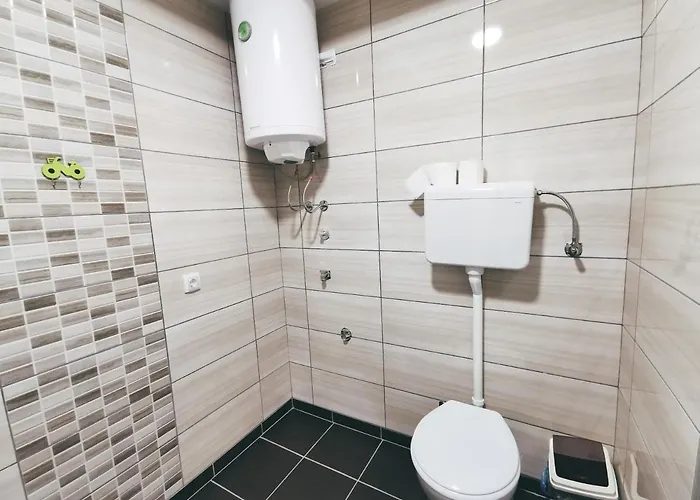 Cozy Corner - Free Parking & Wi-fi