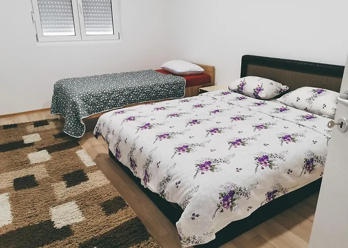 Cozy Corner - Free Parking & Wi-fi * Ćuprija