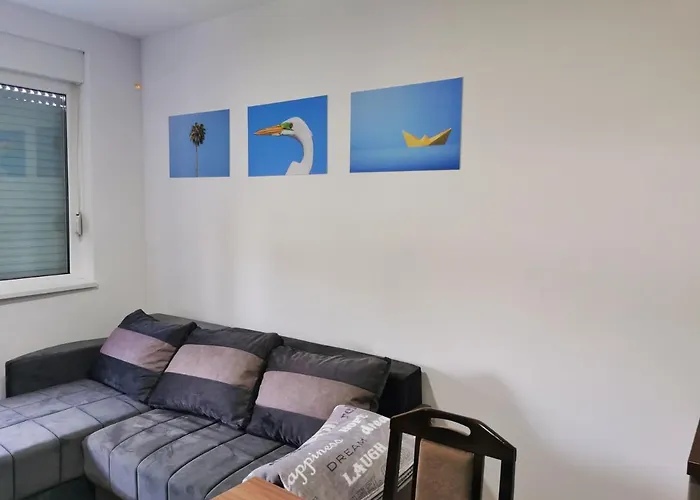 Cozy Corner - Free Parking & Wi-fi *