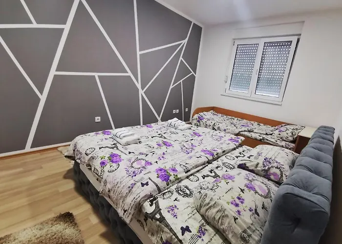 Cozy Corner - Free Parking & Wi-fi *